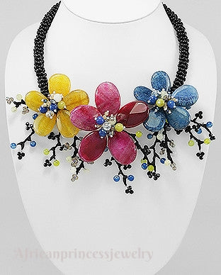 BEADED NECKLACE