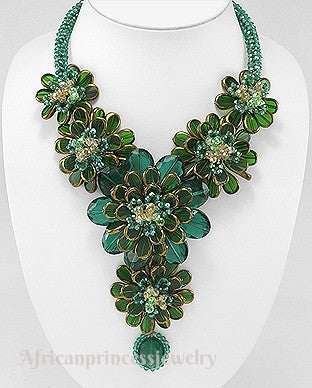 BEADED NECKLACE