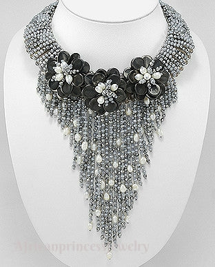 BEADED NECKLACE