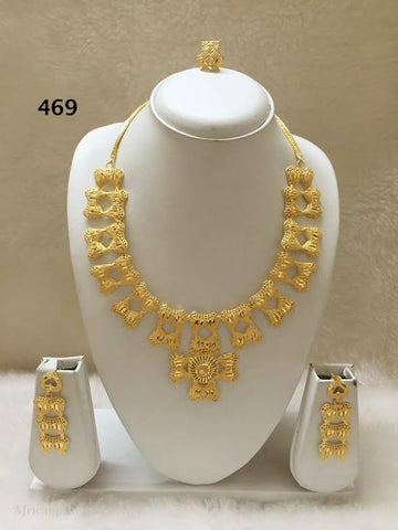 THREE PIECE INDIAN /AFRICAN NECKLACE SET