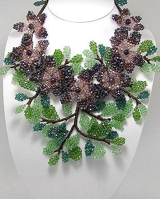 BEADED NECKLACE
