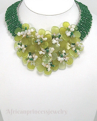 BEADED NECKLACE