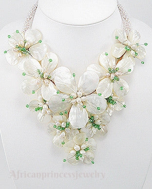 BEADED NECKLACE