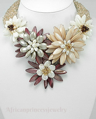BEADED NECKLACE
