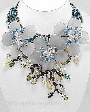 BEADED NECKLACE