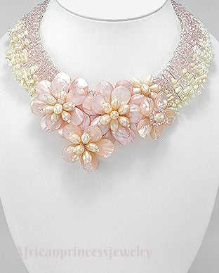 BEADED NECKLACE