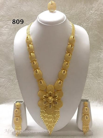 THREE PIECE INDIAN / AFRICAN NECKLACE SET