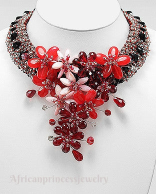 BEADED NECKLACE